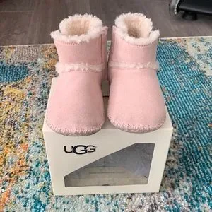 Infant pink uggs deals